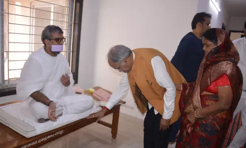 श्री जैन श्वेताम्बर तेरापंथी सभा में पहुंचे MP बृजमोहन अग्रवाल