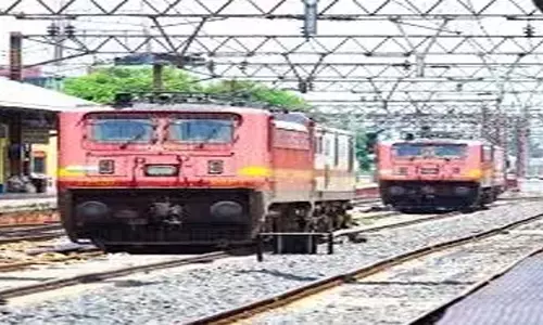 Visakhapatnam: साउथ कोस्ट रेलवे जोन कार्यालय निर्माण के लिए निविदाएं आमंत्रित की गईं Visakhapatnam: साउथ कोस्ट रेलवे जोन कार्यालय निर्माण के लिए निविदाएं आमंत्रित की गईं