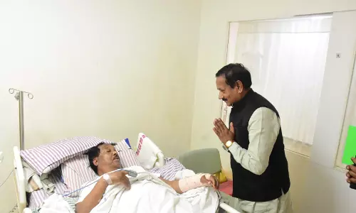 मंत्री राम विचार नेताम से मिलने पहुंचे राज्यसभा सांसद देवेन्द्र प्रताप सिंह