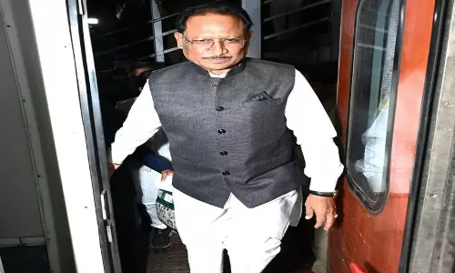 मुख्यमंत्री विष्णुदेव साय ट्रेन से बिलासपुर के लिए हुए रवाना मुख्यमंत्री विष्णुदेव साय ट्रेन से बिलासपुर के लिए हुए रवाना