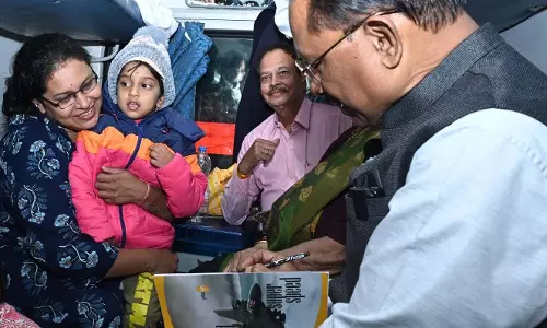 CM विष्णुदेव साय की सरलता और आत्मीयतापूर्ण वार्तालाप ने रेलयात्रियों का जीता दिल