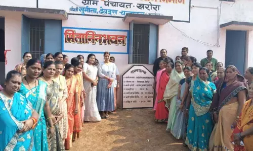 खरोरा मे नवनिर्मित मितानिन भवन का लोकार्पण