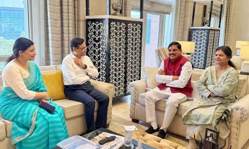 मुख्यमंत्री मोहन यादव से महाराष्ट्र कैडर के IPS शर्मा ने की भेंट मुख्यमंत्री मोहन यादव से महाराष्ट्र कैडर के IPS शर्मा ने की भेंट