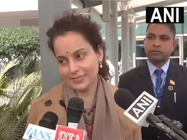 Kangana Ranaut ने अघाड़ी गठबंधन पर निशाना साधा