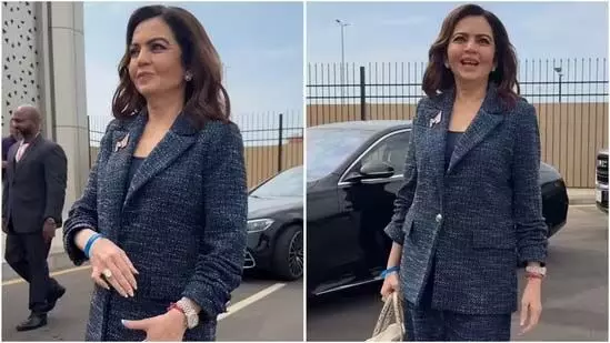 आईपीएल नीलामी में Nita Ambani ने सबका ध्यान अपनी ओर खींचा