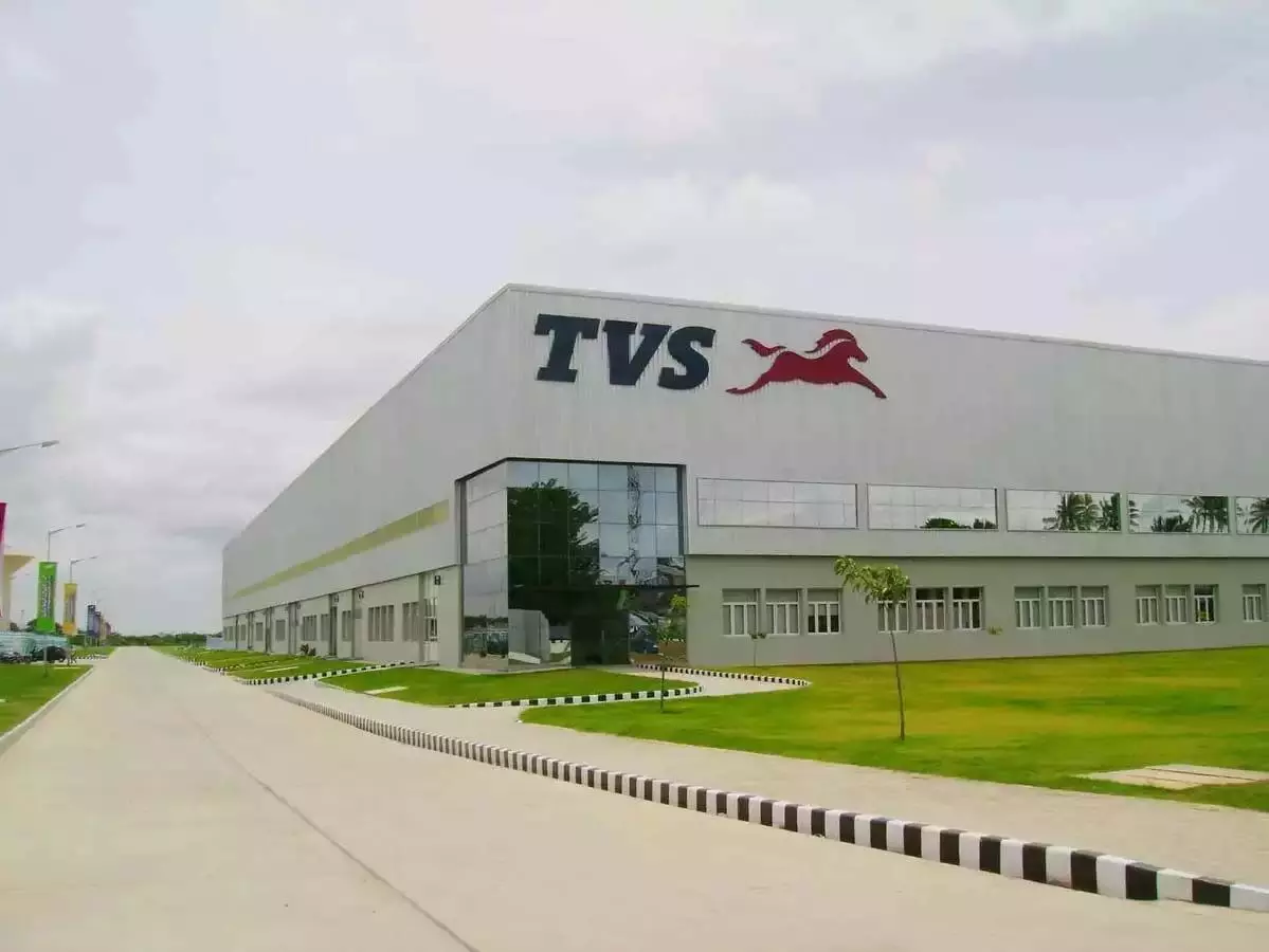 TVS होल्डिंग्स शेयर की कीमत 1.77% बढ़ी