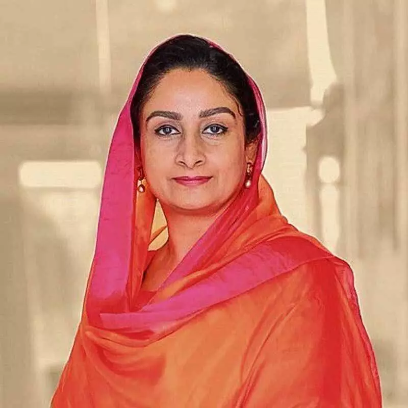 सदन में व्यवधान डालने में केंद्र और विपक्ष की मिलीभगत: Harsimrat