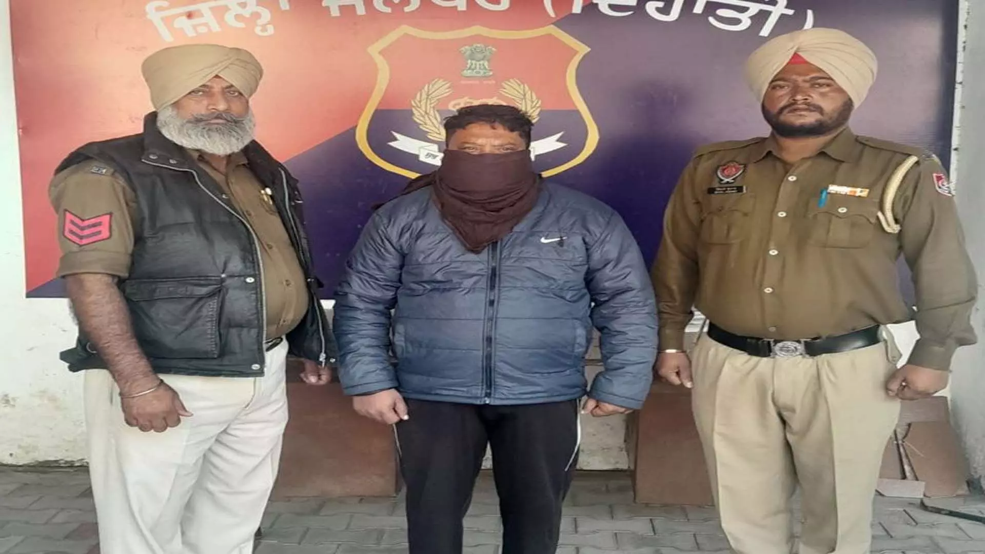 Jalandhar ग्रामीण पुलिस ने भगोड़ों पर शिकंजा कसा, दो और पीओ गिरफ्तार