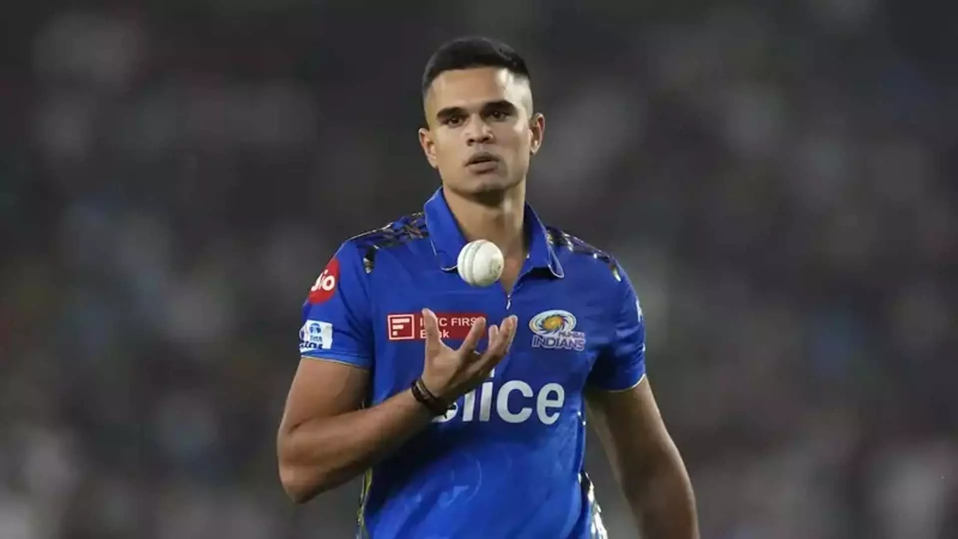 सचिन तेंदुलकर के बेटे को Mumbai Indians ने खरीदा, लेकिन वे एक्सीलरेटेड राउंड में नहीं बिके