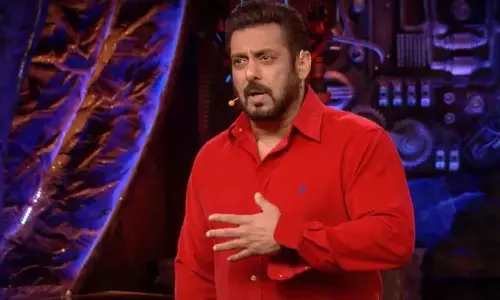 Bigg Boss 18: सलमान खान ने पुराने ‘घमंडी’ पुलिस स्टेशन वीडियो के बारे में बात की Bigg Boss 18: सलमान खान ने पुराने ‘घमंडी’ पुलिस स्टेशन वीडियो के बारे में बात की