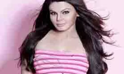 Rakhi Sawant Birthday :  जानिए ड्रामा क्वीन के जीवन के अनुसने किस्से