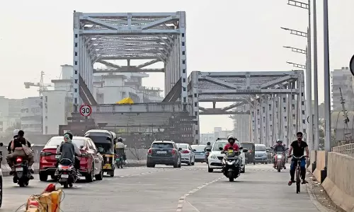 Gokhale bridge पूरा करने की अप्रैल 2025 की समयसीमा से चूक सकती है बीएमसी