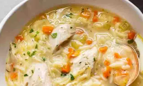Recipe Of Chicken Soup: चिकन सूप बनाने का सबसे आसान तरीका Recipe Of Chicken Soup: चिकन सूप बनाने का सबसे आसान तरीका