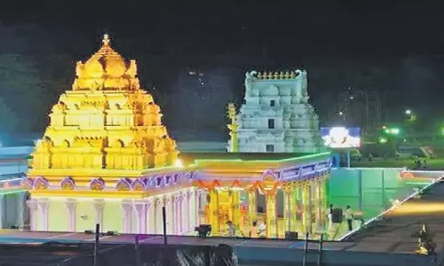 Andhra: परेशानी मुक्त दर्शन के लिए टीटीडी का डिजिटल रूपांतरण Andhra: परेशानी मुक्त दर्शन के लिए टीटीडी का डिजिटल रूपांतरण