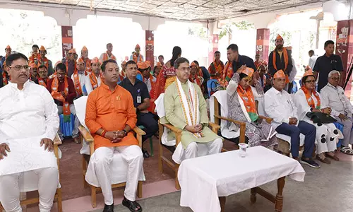 Tripura CM ने भाजपा कार्यकर्ताओं से जनता से मजबूत संबंध बनाने का आग्रह किया Tripura CM ने भाजपा कार्यकर्ताओं से जनता से मजबूत संबंध बनाने का आग्रह किया