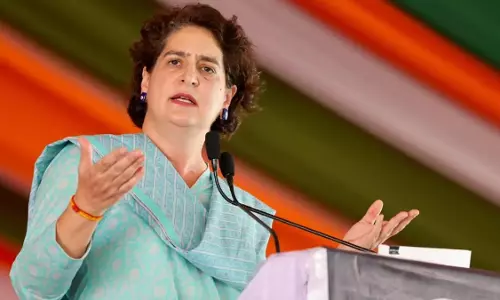 संभल विवाद में यूपी सरकार का रवैया बेहद दुर्भाग्यपूर्ण, सुप्रीम कोर्ट ले संज्ञान: प्रियंका गांधी वाड्रा