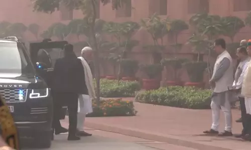 आज से संसद का शीतकालीन सत्र, PM मोदी का राहुल गांधी पर वार आज से संसद का शीतकालीन सत्र, PM मोदी का राहुल गांधी पर वार