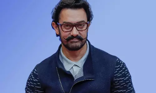 सुपरस्टार आमिर खान ने अपने अजीब व्यवहार का कारण सबके सामने बताता सुपरस्टार आमिर खान ने अपने अजीब व्यवहार का कारण सबके सामने बताता