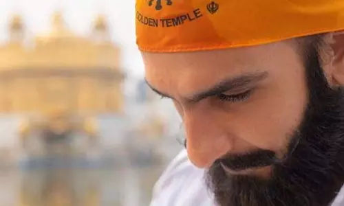 रणवीर, आदित्य धर ने फिल्म के अगले शेड्यूल से पहले स्वर्ण मंदिर में लिया आशीर्वाद