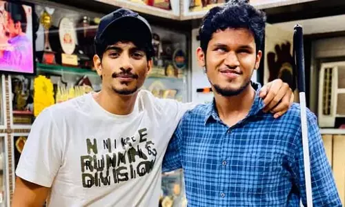 Palaash Muchhal ने अपनी अगली फिल्म नज़रिया साइन किया Palaash Muchhal ने अपनी अगली फिल्म नज़रिया साइन किया