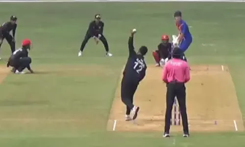 T20I क्रिकेट में एक शर्मनाक विश्व रिकॉर्ड बनाते हुए T20I क्रिकेट में एक शर्मनाक विश्व रिकॉर्ड बनाते हुए