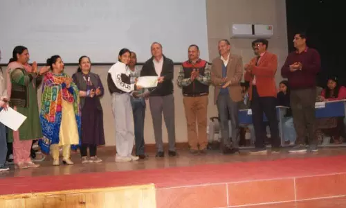Neri बागवानी एवं वानिकी महाविद्यालय ने कीट विज्ञान प्रश्नोत्तरी में बड़ी जीत हासिल की Neri बागवानी एवं वानिकी महाविद्यालय ने कीट विज्ञान प्रश्नोत्तरी में बड़ी जीत हासिल की