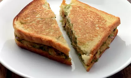 आलू ब्रेड सैंडविच रेसिपी