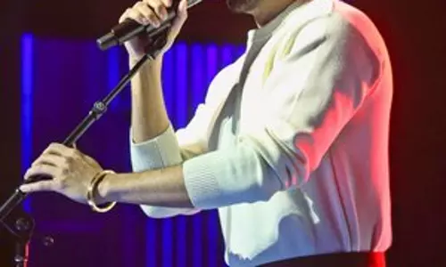 आयुष्मान ने याद किया, कैसे Arijit Singh ने उन्हें बैंड बनाने और लाइव परफॉर्म करने के लिए प्रेरित किया आयुष्मान ने याद किया, कैसे Arijit Singh ने उन्हें बैंड बनाने और लाइव परफॉर्म करने के लिए प्रेरित किया