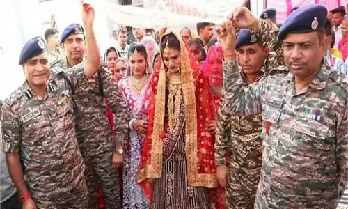 जवानों ने किया शहीद की बेटी का कन्यादान, CRPF टुकड़ी ने आशीर्वाद देकर किया विदा