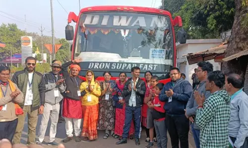 श्री रामलला दर्शन के लिए महासमुंद जिले से 158 श्रद्धालु का जत्था अयोध्या रवाना हुआ