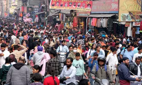 यातायात पुलिस ने ट्रायल रन शुरू किया, Chaura Bazar में वाहनों के प्रवेश पर प्रतिबंध लगाया