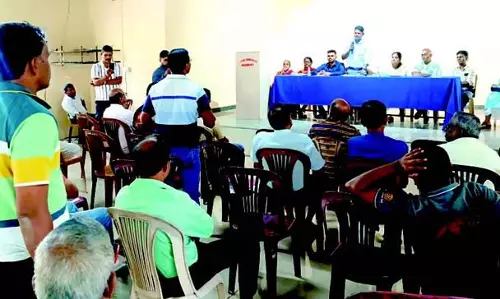 भोमा के स्थानीय लोगों को डर है कि NH विस्तार योजना उनकी सांस्कृतिक विरासत को नष्ट कर देगी भोमा के स्थानीय लोगों को डर है कि NH विस्तार योजना उनकी सांस्कृतिक विरासत को नष्ट कर देगी