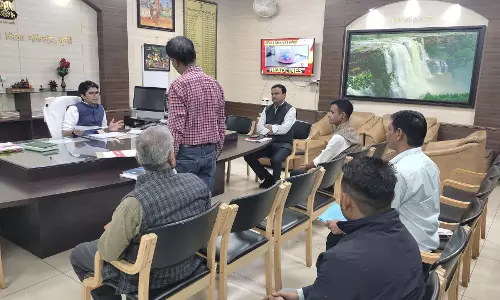 Bundi: 18 गौशालाओं के लिए 2.49 करोड़ की राशि का अनुमोदन गोपालन समिति की बैठक Bundi: 18 गौशालाओं के लिए 2.49 करोड़ की राशि का अनुमोदन गोपालन समिति की बैठक