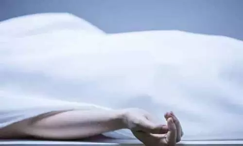 Ramban: रियासी दुर्घटना में एक व्यक्ति की मौत, एक अन्य घायल Ramban: रियासी दुर्घटना में एक व्यक्ति की मौत, एक अन्य घायल