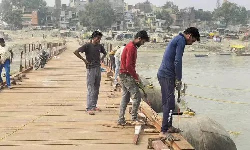महाकुंभ के दौरान UP सरकार ने पैकेज्ड त्रिवेणी जल बेचने की पहल शुरू की