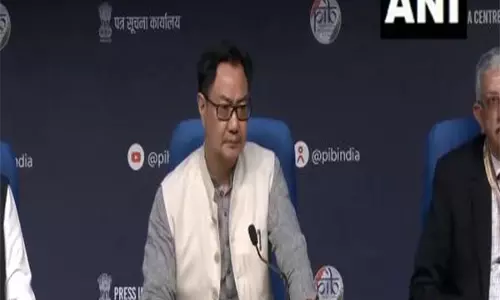 संविधान दिवस समारोह के संबंध में मांग को लेकर Kiren Rijiju ने विपक्ष की आलोचना की
