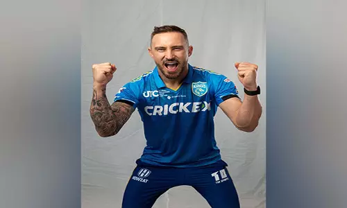 IPL 2025 Auction: दिल्ली कैपिटल्स ने पहले सत्र में फाफ डु प्लेसिस, मुकेश कुमार को ख़रीदा