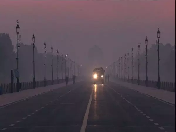 Delhi शिक्षा निदेशालय ने स्कूलों को हाइब्रिड मोड में कक्षाएं संचालित करने का आदेश दिया