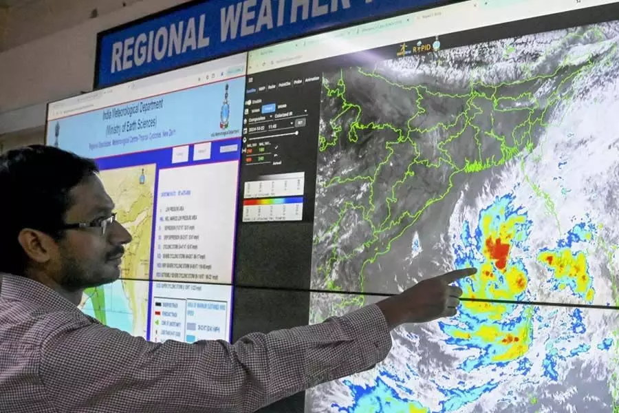 IMD: दक्षिण-पश्चिम बंगाल की खाड़ी में बुधवार को चक्रवाती तूफान आने की संभावना