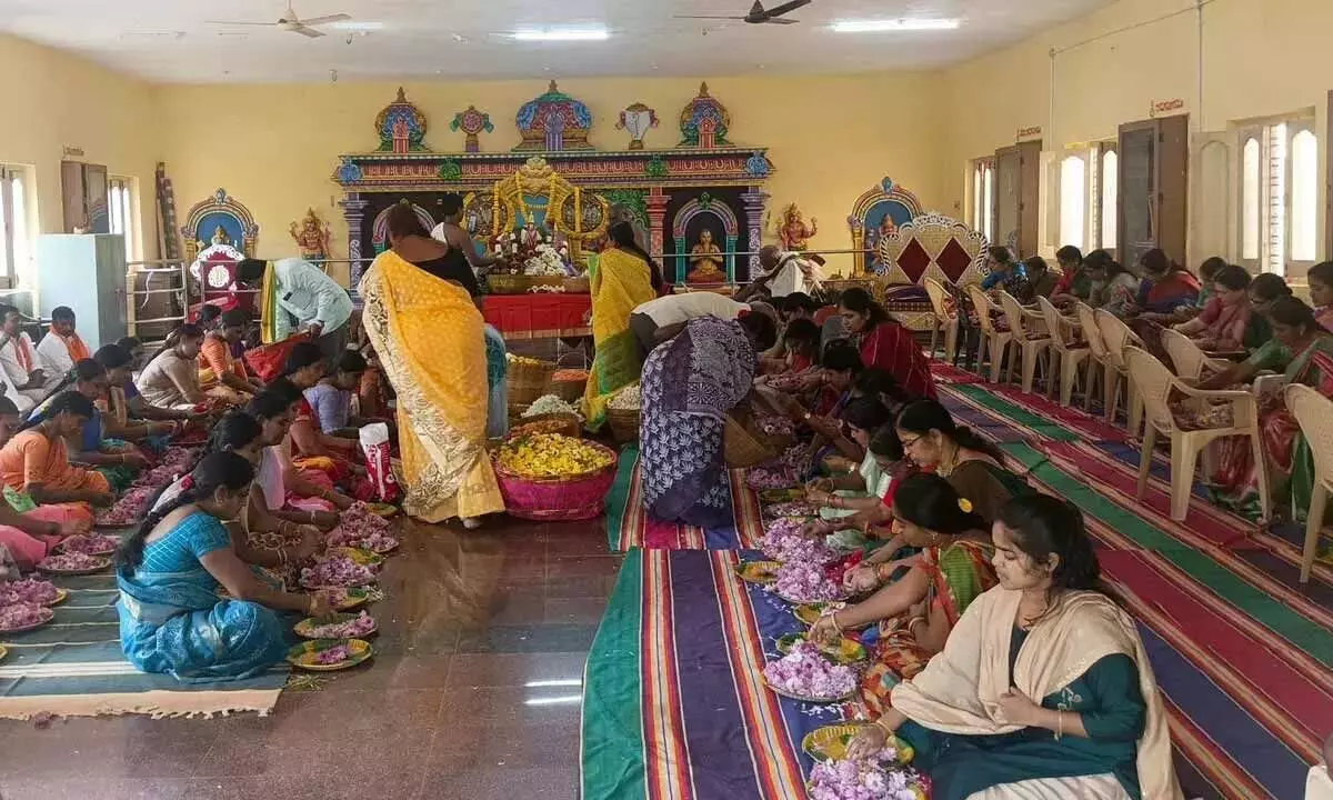 Venkanna मंदिर में भव्य पुष्पयागम मनाया गया