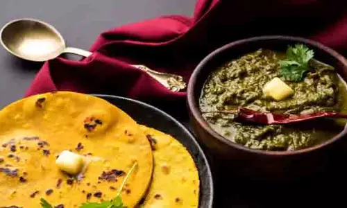Cooking Tips: मक्की की रोटियां बेलते समय टूट जाती हैं, तो आटे में ये चीजें मिलाएँ Cooking Tips: मक्की की रोटियां बेलते समय टूट जाती हैं, तो आटे में ये चीजें मिलाएँ