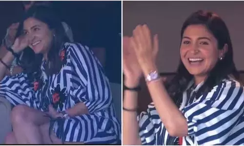 Anushka Sharma ने भारत-ऑस्ट्रेलिया मैच में टाई-अप शर्ट पहनी