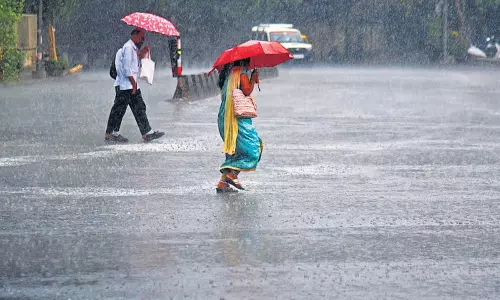 Andhra: आंध्र प्रदेश के कुछ हिस्सों में भारी बारिश की संभावना