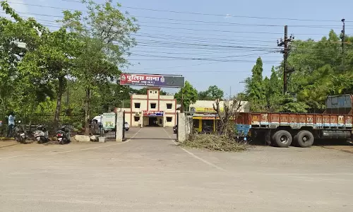 रायपुर का वकील धोखाधड़ी कर फरार, अपने क्लाइंट को ही लगाया चूना