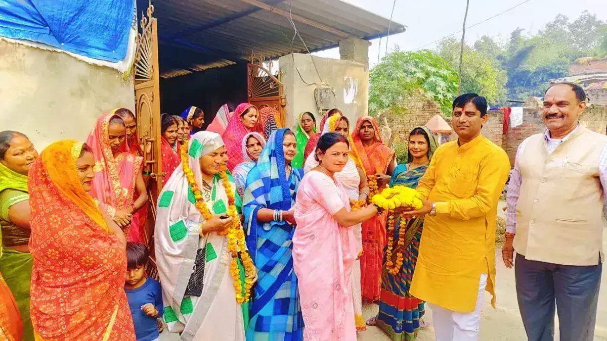 Ambedkar Nagar. महिलाओं ने भाजपा को उप चुनाव जिताने में निभाई अहम भूमिका: कपिल देव Ambedkar Nagar. महिलाओं ने भाजपा को उप चुनाव जिताने में निभाई अहम भूमिका: कपिल देव