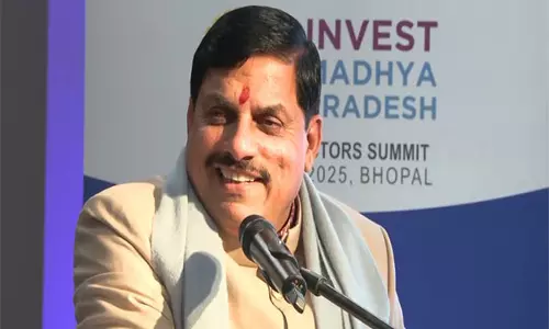 मध्य प्रदेश मुख्यमंत्री ने London में प्रवासी भारतीयों से बातचीत की मध्य प्रदेश मुख्यमंत्री ने London में प्रवासी भारतीयों से बातचीत की