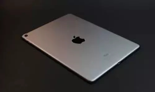 Flipkart Black Friday सेल में गिरा  Apple iPad की कीमत, मिल रहा छप्परफाड़ डिस्काउंट