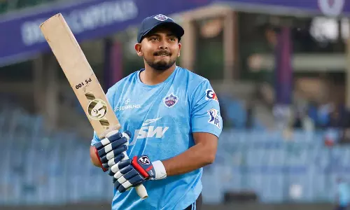 IPL कॉन्ट्रैक्ट से बाहर होने के बीच ट्रोल्स पर प्रतिक्रिया देते हुए पृथ्वी शॉ का वीडियो सामने आया IPL कॉन्ट्रैक्ट से बाहर होने के बीच ट्रोल्स पर प्रतिक्रिया देते हुए पृथ्वी शॉ का वीडियो सामने आया