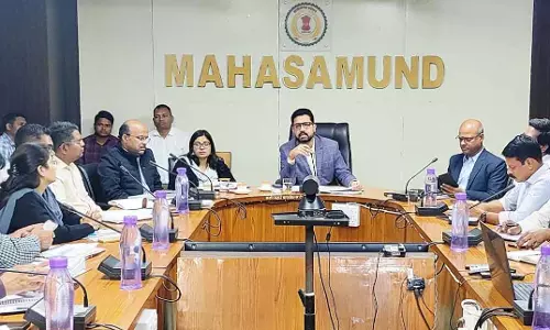 धान खरीदी में लापरवाही बर्दाश्त नहीं की जाएगी धान खरीदी में लापरवाही बर्दाश्त नहीं की जाएगी