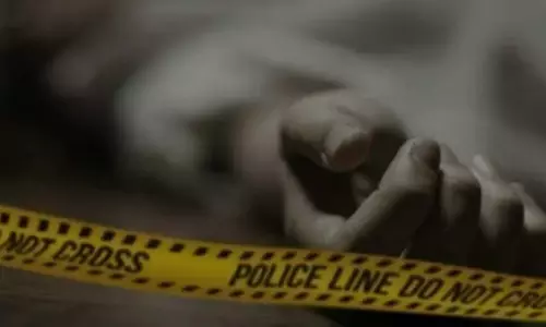Gujarat: सूरत में एक व्यक्ति ने 85 वर्षीय मां की हत्या की, गिरफ्तार